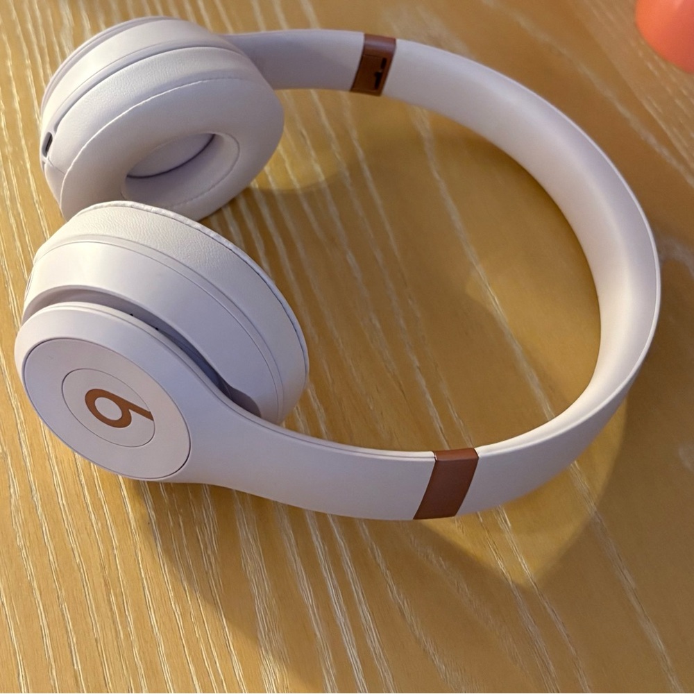 Beats Solo 4